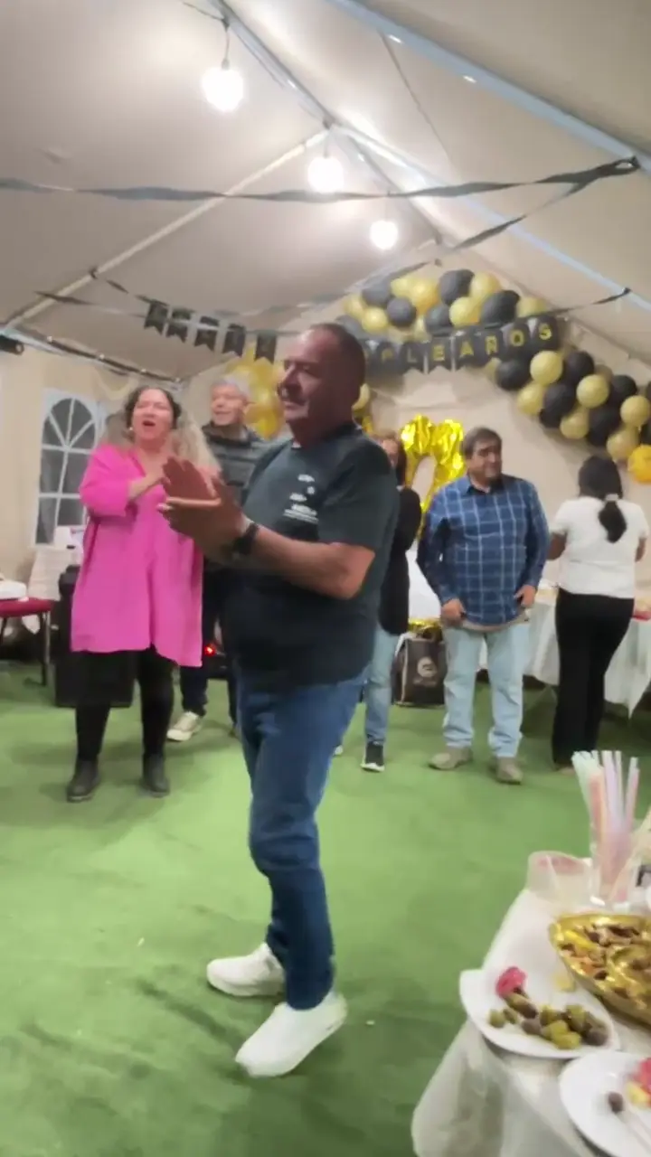 Mariachis animando una fiesta de cumpleaños